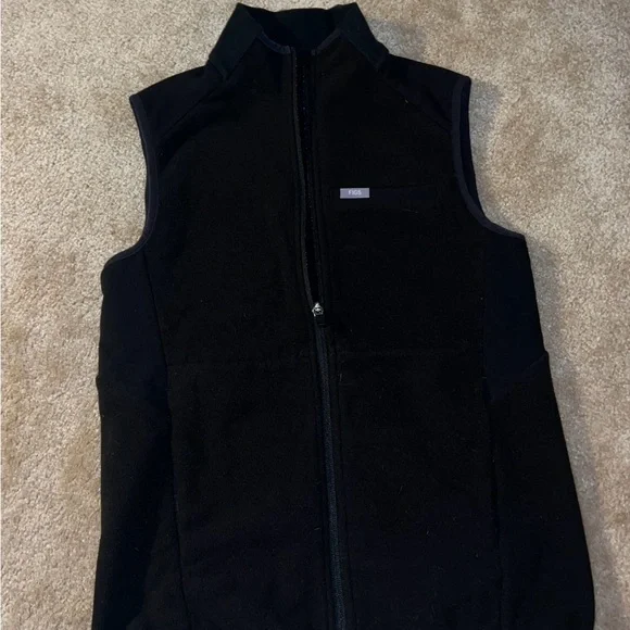 Black Figs Scrubs - Picture 4 of 10